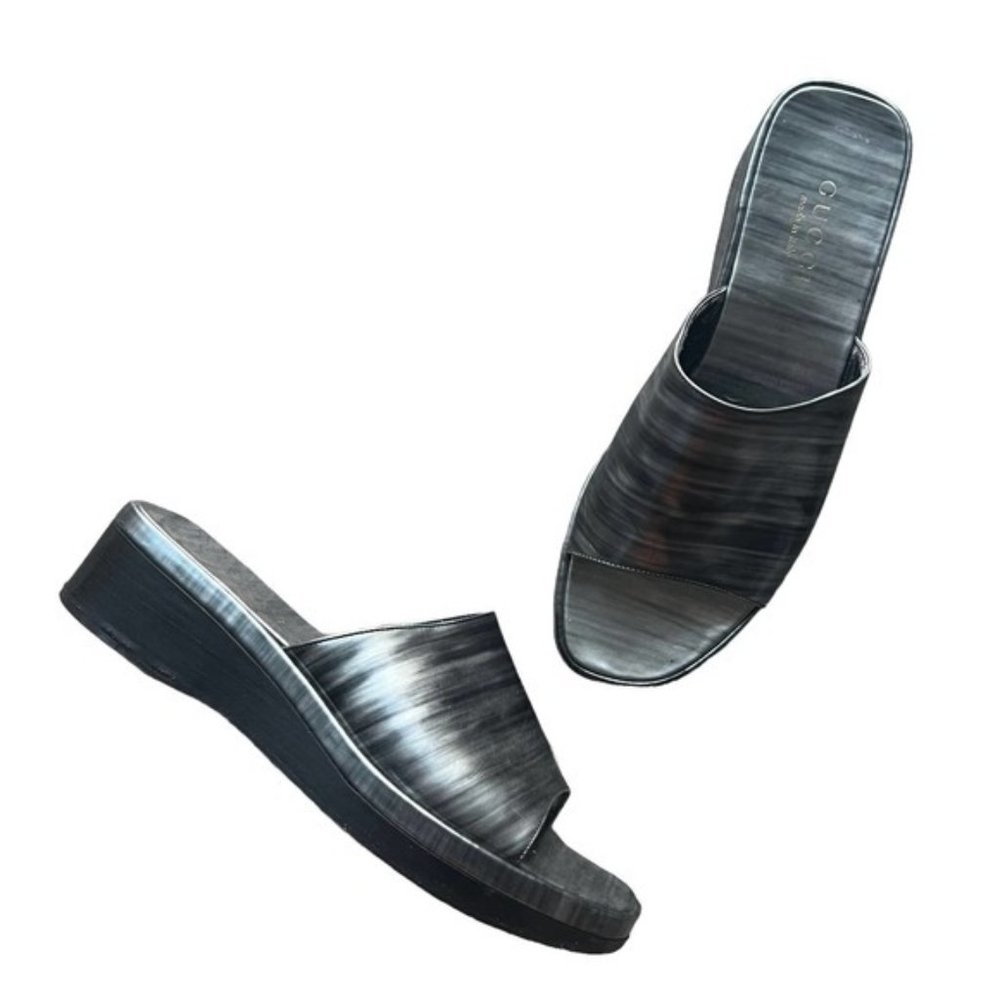 Vintage Gucci Y2K Slides Slip On Patent Leather Sandals Size 8